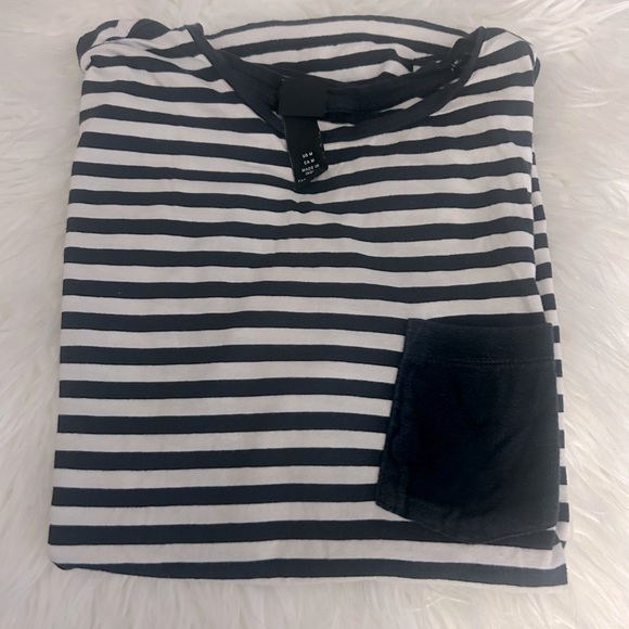 H&M Navy blue stripe t-shirt size M - Picture 2 of 2